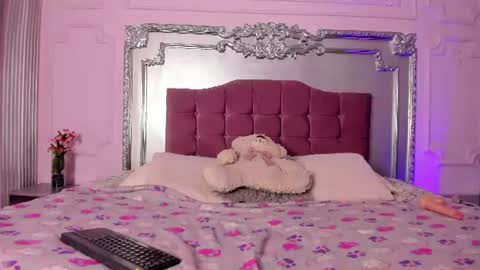 Lili  online show from July 28, 5:24 pm