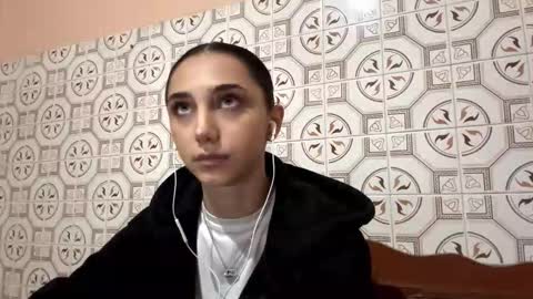 Lina online show from November 1, 10:14 pm