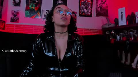 Snapshot of lilith_deveraux_ chatting on October 6, 2:23 pm MISTRESS LILITH online show from October 6, 2:23 pm