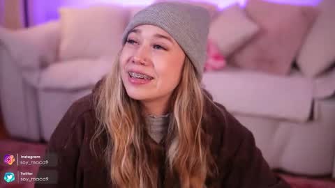 Lilith Gray online show from November 19, 5:07 am