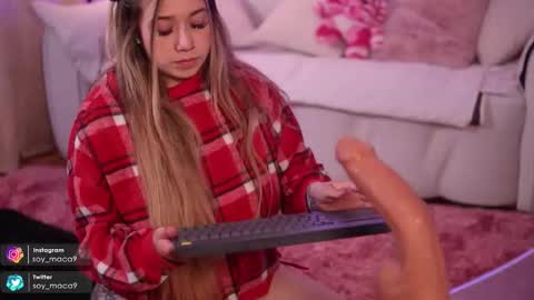 Lilith Gray online show from November 21, 4:25 am