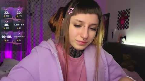 lilith_poison online show from November 9, 7:10 pm