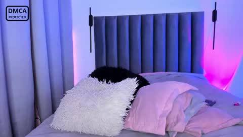  Lilith Rosee  online show from April 18, 7:07 pm