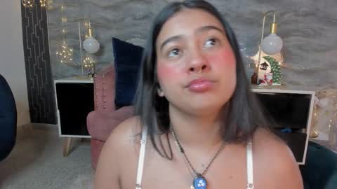 lilithcb_ online show from December 17, 8:57 pm