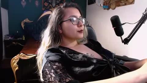 lilithmystic01 online show from March 7, 6:00 pm