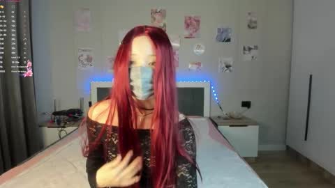       Chaerin online show from February 20, 11:45 am