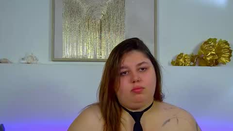 Snapshot of lillianhaig chatting on October 17, 7:17 pm LillianHaig online show from October 17, 7:17 pm