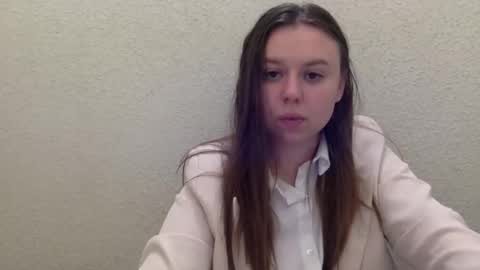 Snapshot of lillianx9zbld chatting on October 18, 6:53 pm Lily online show from October 18, 6:53 pm