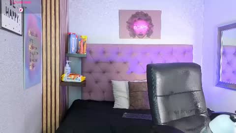 lillie__harper online show from July 22, 12:50 pm