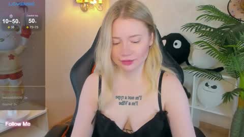 lillie_berry online show from November 23, 4:48 am