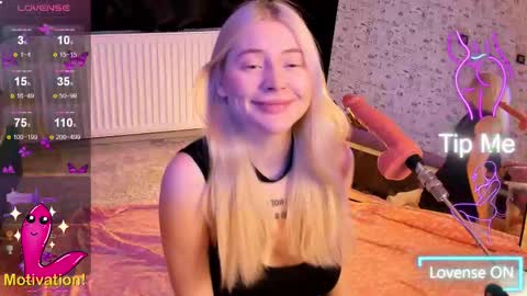 lillie_berry online show from February 23, 6:57 am