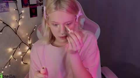 Lily online show from July 29, 1:38 am