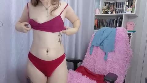 LillyFan X online show from October 12, 4:59 am