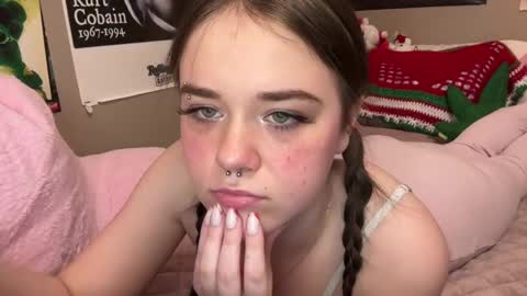 Lilly online show from December 10, 2:38 am