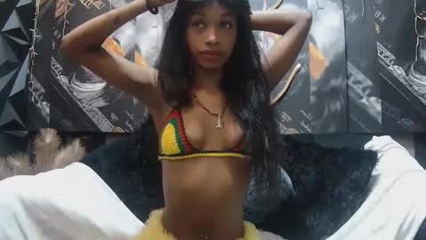 lilmissbaddiexxx online show from June 8, 6:30 pm