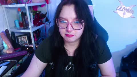 Snapshot of lilomoon69 chatting on January 28, 3:15 am Lilo online show from January 28, 3:15 am