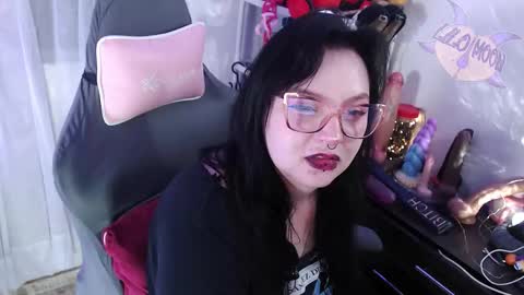 Snapshot of lilomoon69 chatting on September 15, 3:20 pm Lilo online show from September 15, 3:20 pm