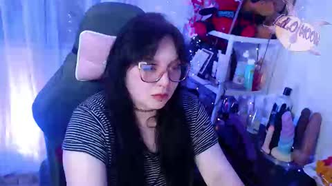 Snapshot of lilomoon69 chatting on February 22, 4:18 am Lilo online show from February 22, 4:18 am