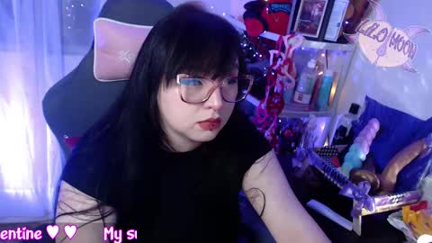 Snapshot of lilomoon69 chatting on February 16, 4:20 am Lilo online show from February 16, 4:20 am