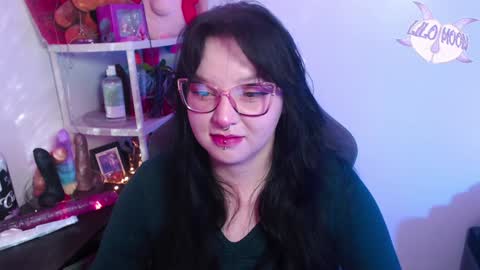 Snapshot of lilomoon69 chatting on January 17, 4:17 am Lilo online show from January 17, 4:17 am