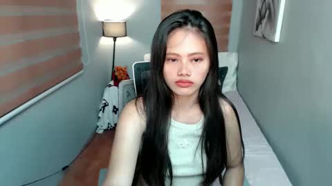 Snapshot of lilsweet_marie chatting on December 12, 2:26 am Lilsweet marie online show from December 12, 2:26 am