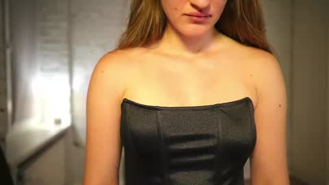 liltightbabe online show from July 25, 6:15 pm