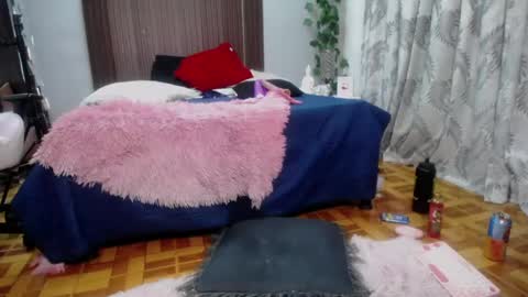 lilu online show from June 5, 6:52 am