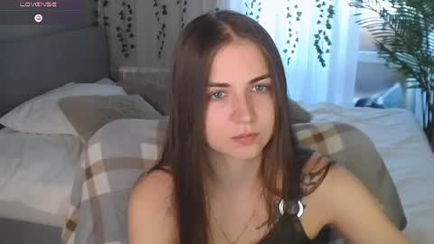 lilu__moon online show from June 5, 6:17 am