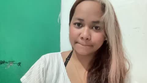 lilvixenbaby24 online show from July 2, 4:51 am