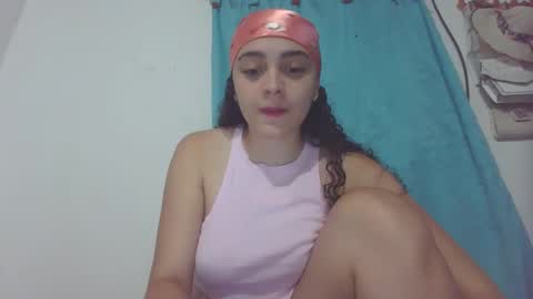 lily_anal_squirt online show from October 12, 11:40 pm