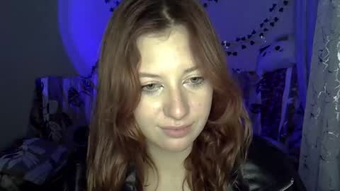 lily_ember online show from December 2, 8:11 pm