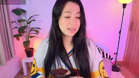 just lily online show from July 12, 12:11 am