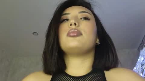 Lily online show from November 15, 11:11 am