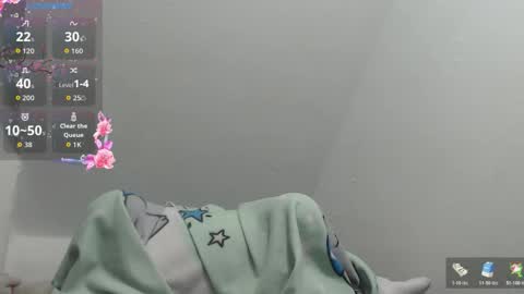 LILY online show from November 5, 4:23 pm