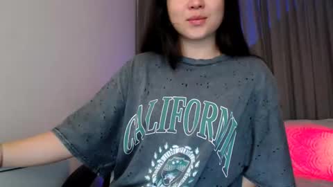 Snapshot of lily_litle chatting on September 24, 6:51 pm Lily Litle online show from September 24, 6:51 pm