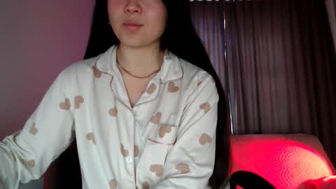 Snapshot of lily_litle chatting on October 16, 12:08 pm Lily Litle online show from October 16, 12:08 pm