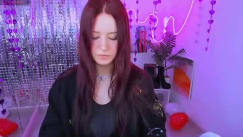 Lily online show from February 15, 7:51 am