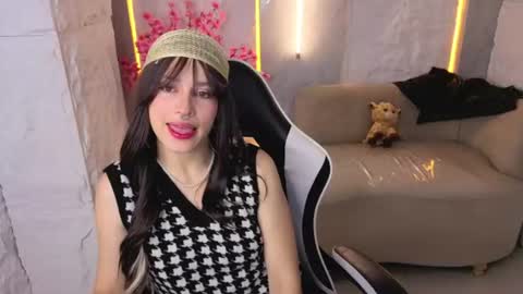 Follow me.. Live 730 to 1400 online show from June 11, 12:57 pm