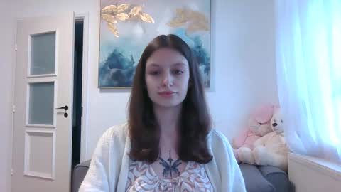 lilycandy_ online show from March 25, 3:37 pm