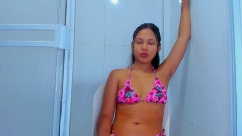 Lily online show from December 1, 2:15 am