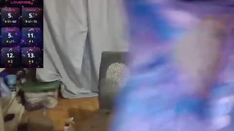 lilypad1981 online show from January 7, 2:20 am