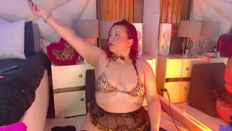 Lilly online show from November 17, 12:39 pm