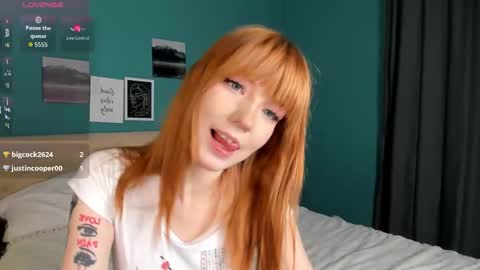 Lina blueeyed    GMT3 1100-1700 Mon Wed Thu Sat Sun online show from October 3, 9:25 am