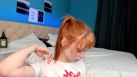 Lina blueeyed    GMT3 1100-1700 Mon Wed Thu Sat Sun online show from September 22, 8:13 am