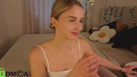 LINA online show from June 4, 1:11 am