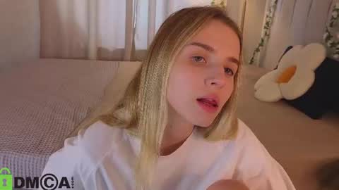 LINA online show from July 14, 1:06 am