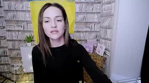 Lina online show from September 27, 7:04 am