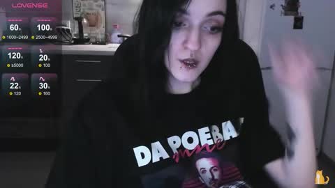 Lina 3  1715622743 online show from December 16, 6:14 pm