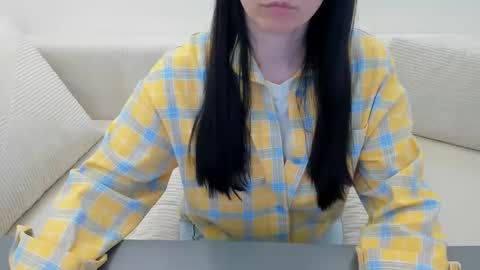 linabay2 online show from May 5, 6:38 am