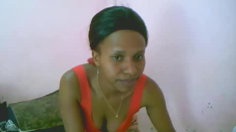 linah1123 online show from April 2, 7:55 pm